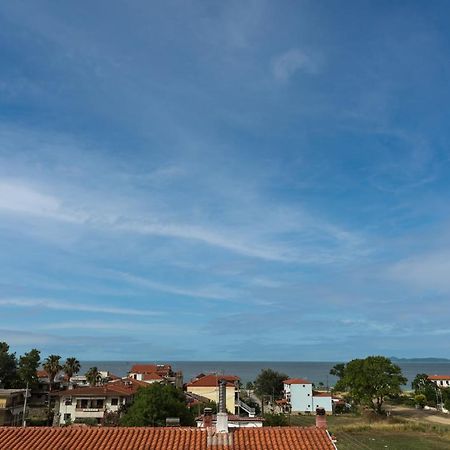 Pola'S Loft Lägenhet Ierissos Exteriör bild