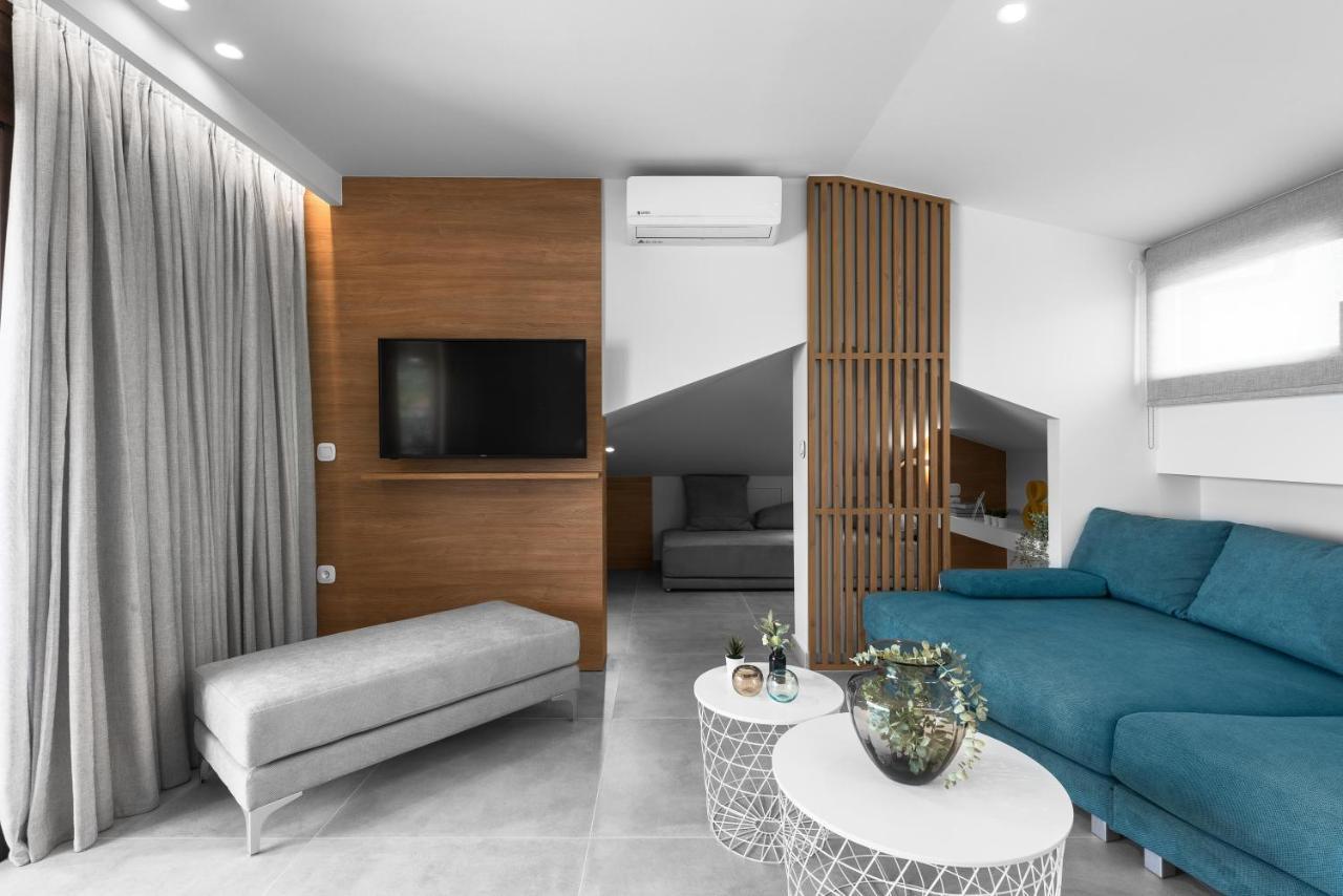 Pola'S Loft Lägenhet Ierissos Exteriör bild