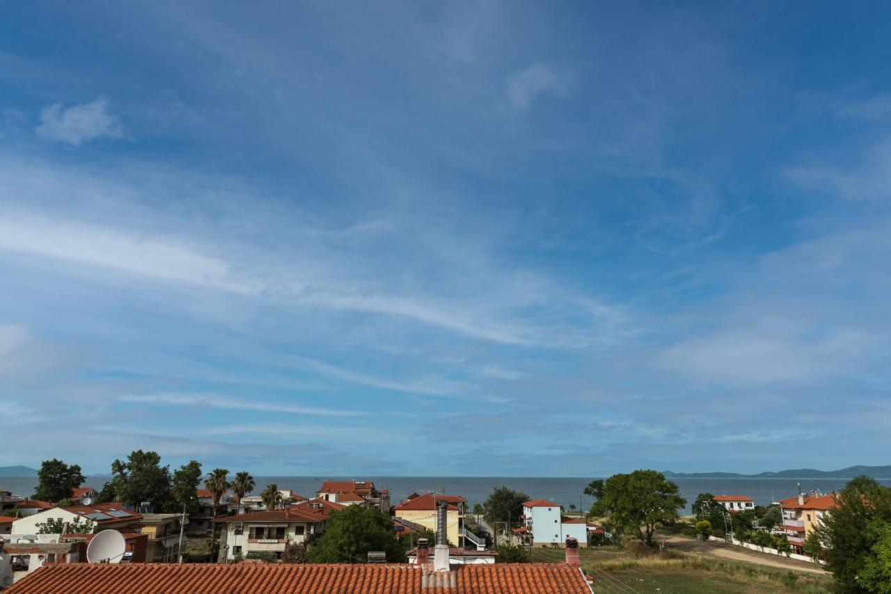 Pola'S Loft Lägenhet Ierissos Exteriör bild