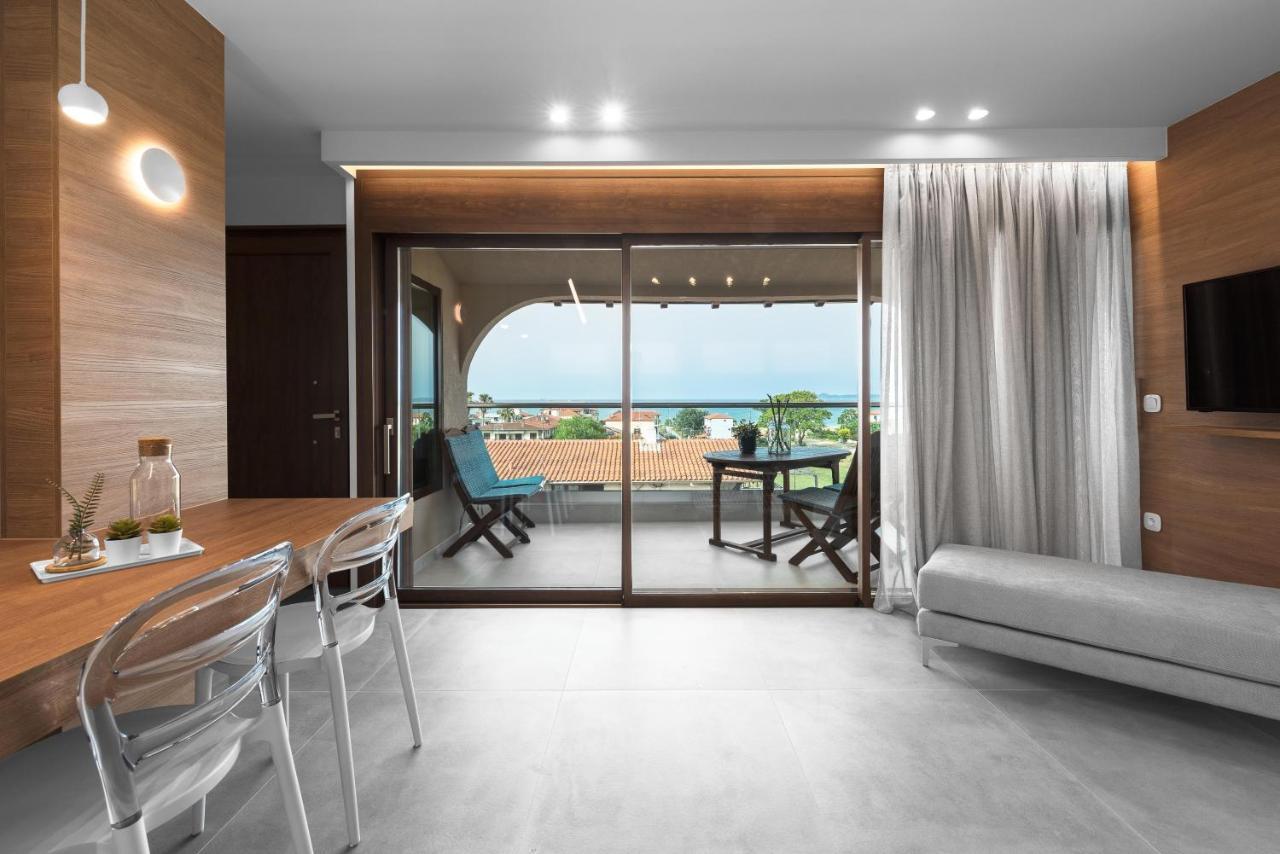 Pola'S Loft Lägenhet Ierissos Exteriör bild